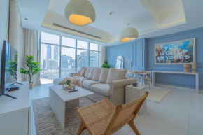 Monty Holiday Home - Gorgeous Open Space with Canal Views Minutes Walk to Dubai Mall